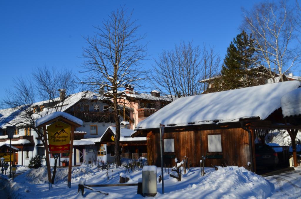 ホテルAlpengasthof Dollerhof アプテナウ エクステリア 写真